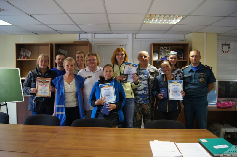 Фото: Антонина Чигвинцева, Лариса Кутина, Золина Александра, руководитель кинологической службы МЧС России Колпакова Елена Евгеньевна, Антонина Чигвинцева, Елизавета Сафиуллина, Александр Бурмистров, Александра Фетисова, Анастасия Киреева, начальник 46 кинологического центра Ногинского спасательного центра Николай Банцов